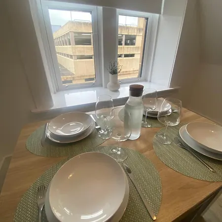6 Smithhills - Sleeps 3 Central Excellent Transport Links Glasgow & Airport Paisley Exterior photo